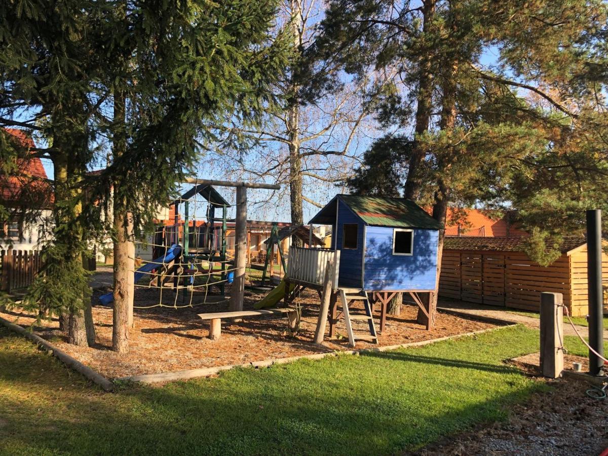 Apartmany Kojakovice - Trebon Jílovice Exteriör bild