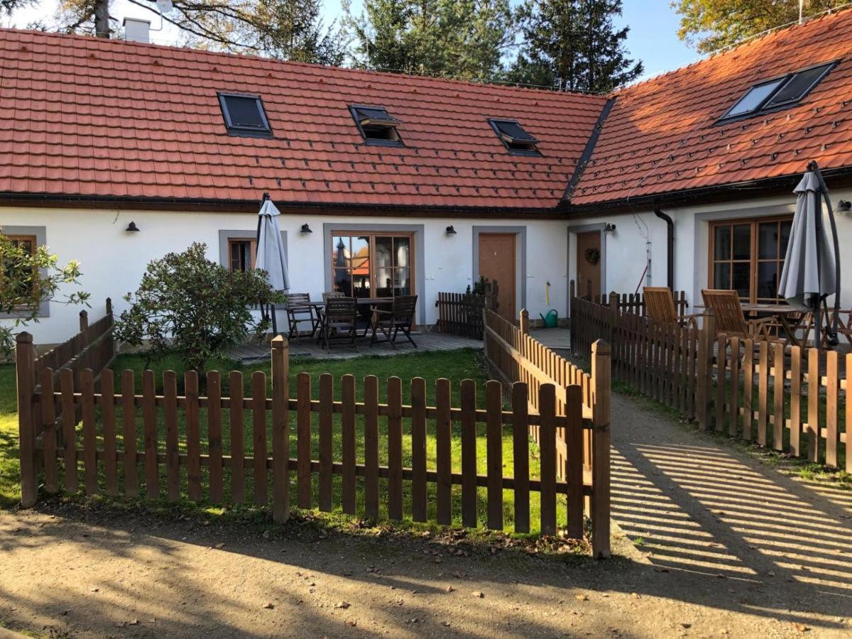 Apartmany Kojakovice - Trebon Jílovice Exteriör bild