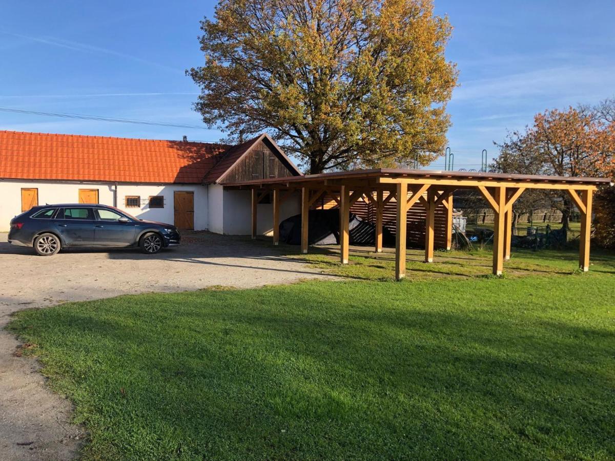 Apartmany Kojakovice - Trebon Jílovice Exteriör bild