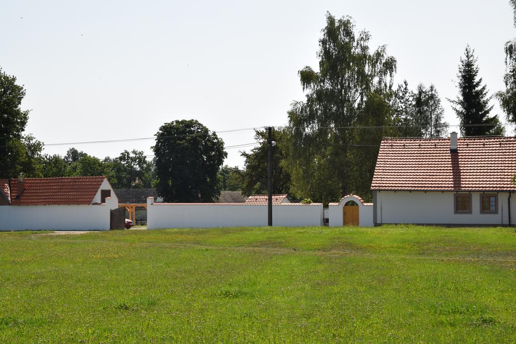 Apartmany Kojakovice - Trebon Jílovice Exteriör bild