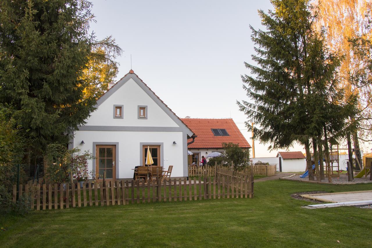 Apartmany Kojakovice - Trebon Jílovice Exteriör bild